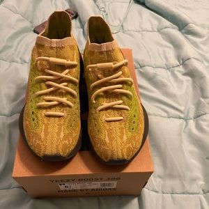 Adidas Yeezy boost 380